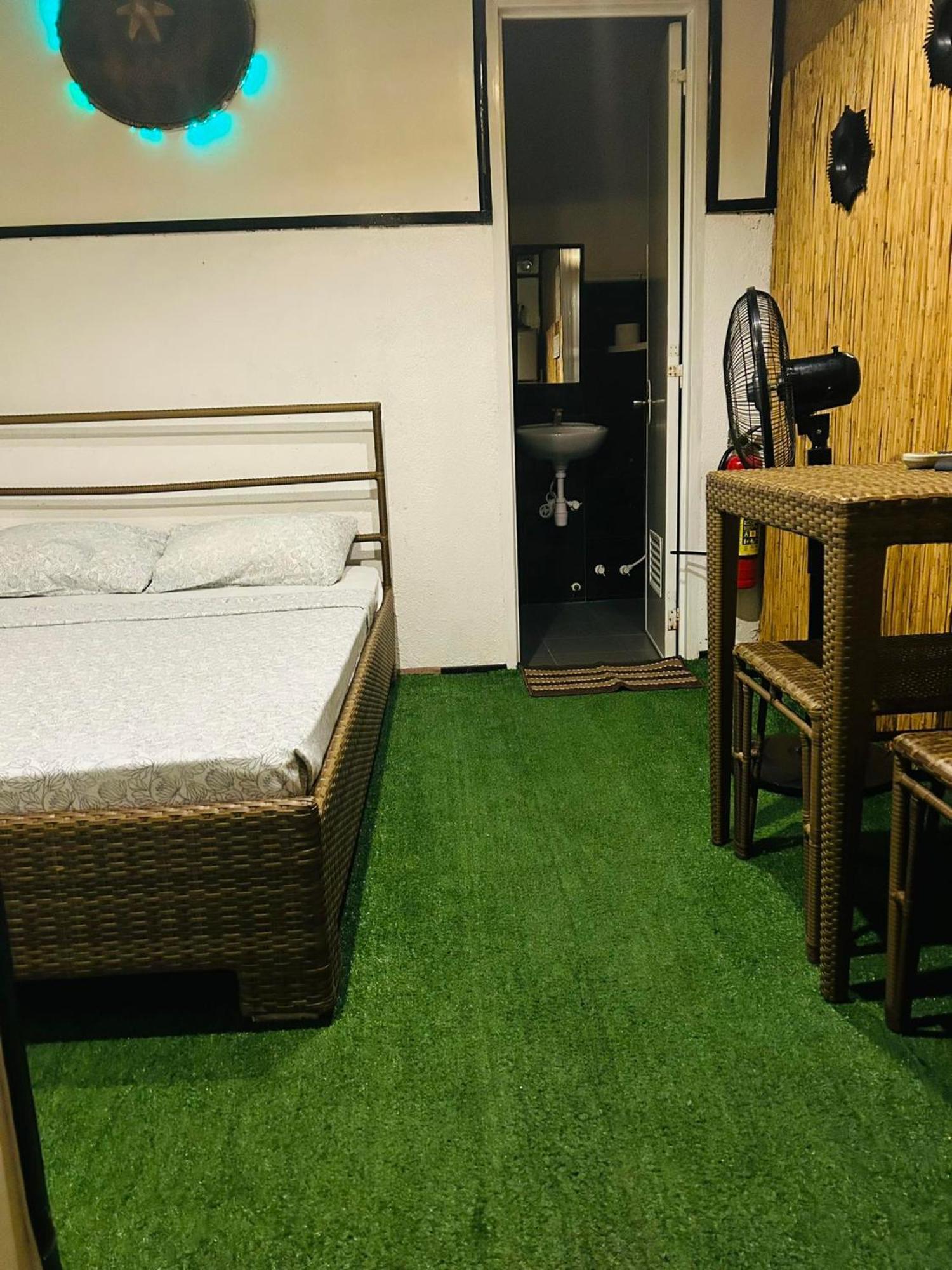 Ecostay Panglao Resort Hotel מראה חיצוני תמונה