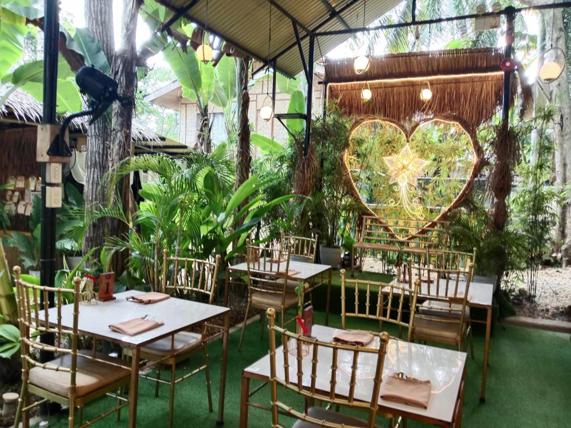Ecostay Panglao Resort Hotel מראה חיצוני תמונה